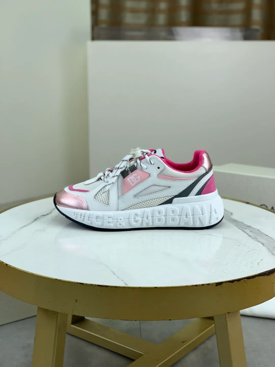 Men's men's shoes 💰P580💰[New model] Couple 🧑‍🤝‍🧑 style Top original order quality Synchronized with "DOLCE&GABBANA [Dolce & Gabbana] ~ High quality." Effect Low-top casual DG men's shoes, loved by many celebrities, using high-end imported top-layer calfskin splicing design + cowhide feet, simple and elegant, perfectly interpreting the latest inspiration of shoes, integrating classics and fashion. Luxurious dreams, dominating fashion Suitable for drivers, light and comfortable to drive, light and breathable for outdoor travel, high-end quality, trustworthy, 6️⃣colors🉑️ to choose from! Code number: 35-46